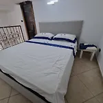 Casa * Neapel